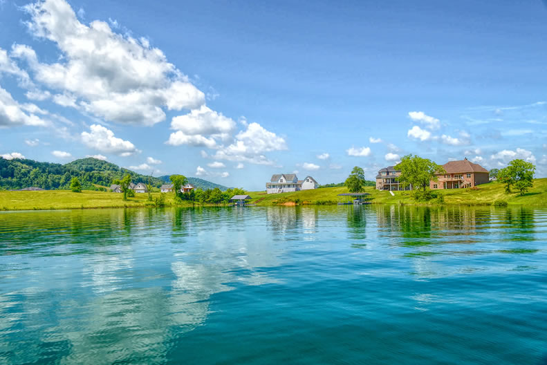 Sunset Bay lakefront views Norris Lake